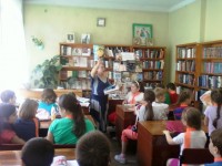 Беседа "Наши домашние любимцы", детская библиотека им. Ленинских внучат, июнь 2012 г. 