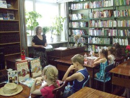 7 июня в читальном зале библиотеки им. Шевченко состоялся литературно-музыкальный вечер «В царстве славного Салтана». 