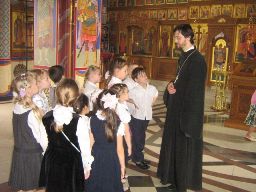 экскурсию детей в храм иконы Казанской Божьей Матери