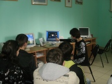 12 апреля атмосферу звездного дня для учащихся ПУ №13 создал БИЦ им. Тургенева, совершив виртуальное путешествие «Покорители космоса».