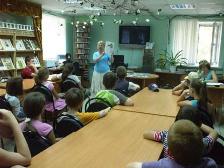 В читальном зале Центральной городской детской библиотеки им. Ленина прошла беседа «Животные - герои»